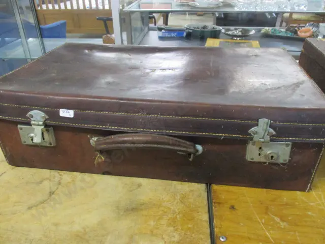 Leather Case Image 1++